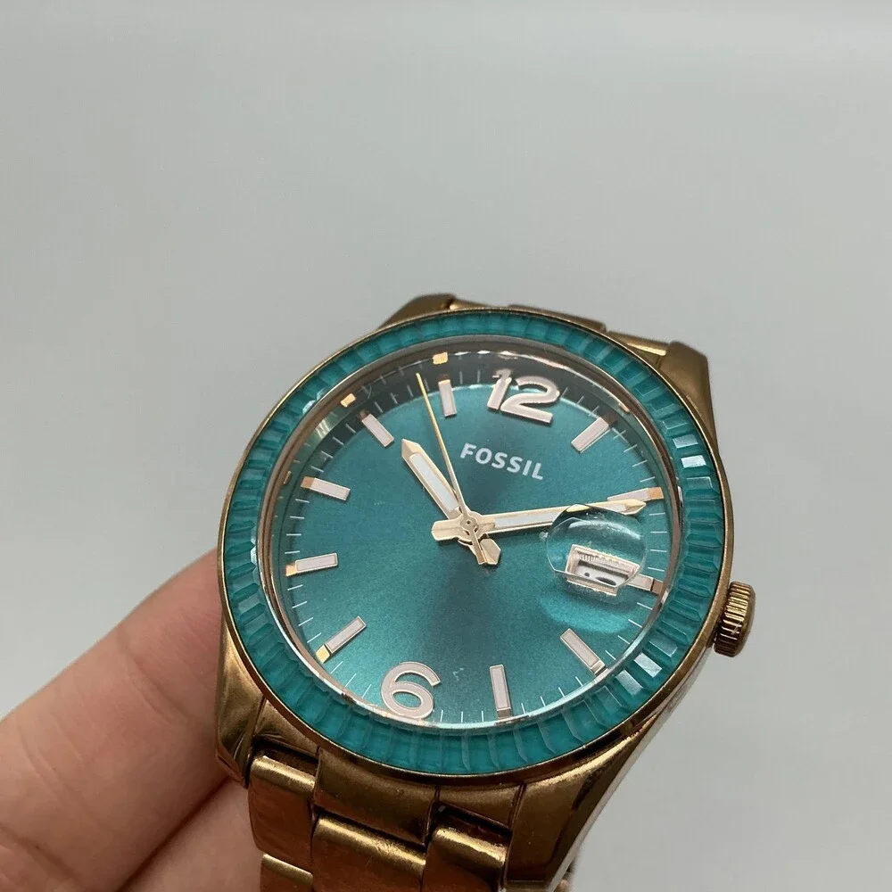 Fossil ES3730 Womens Watch 39mm Blue Dial Gold Tone Stainless New Battery 6.75